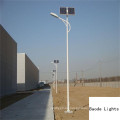 Luz de calle solar de los 6m 30-50W LED con el certificado de Saso